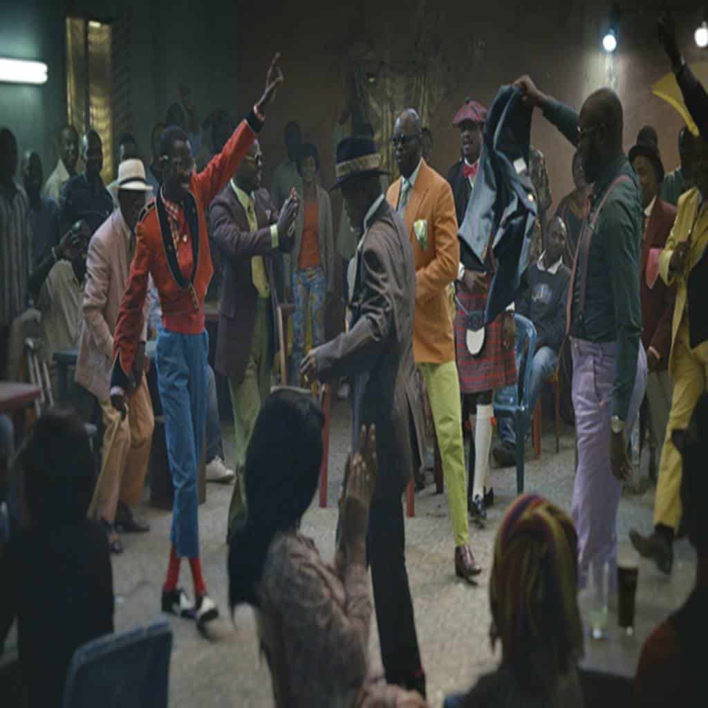 Guinness Sapeurs TV ad 014